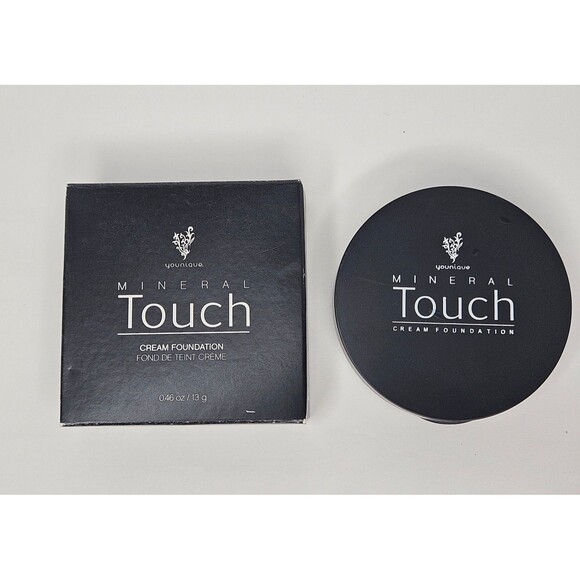 New Younique Mineral Touch Cream Foundation Velour .46 oz New in Box - Picture 4 of 7